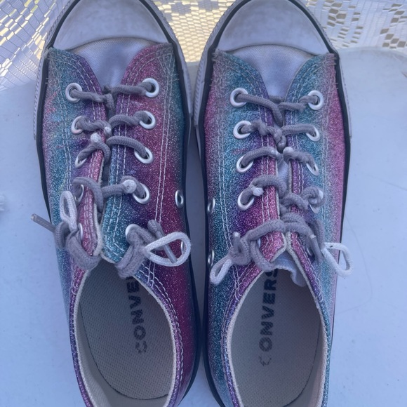 Converse - Picture 4 of 5